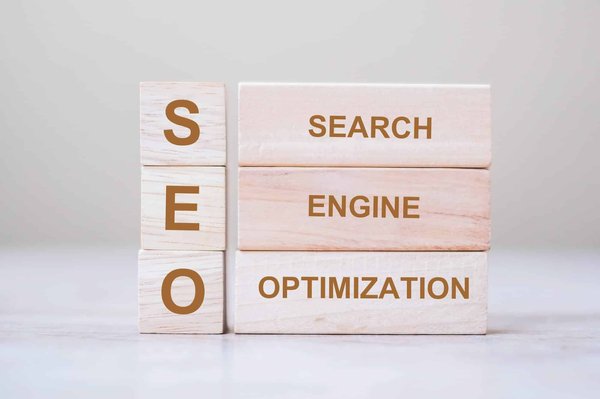 Comment le travail d'un consultant SEO fait progresser votre entreprise ?