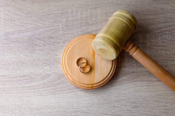 Ashley Madison avis : que vaut la référence de l'extra-conjugal